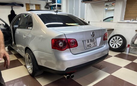 Volkswagen Jetta VI, 2008 год, 2 фотография