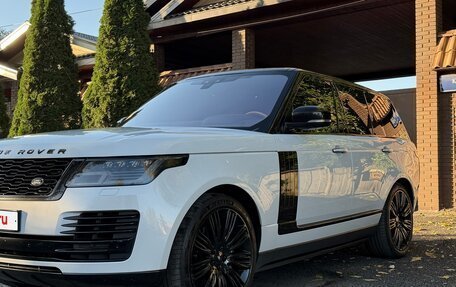 Land Rover Range Rover IV рестайлинг, 2019 год, 7 700 000 рублей, 3 фотография