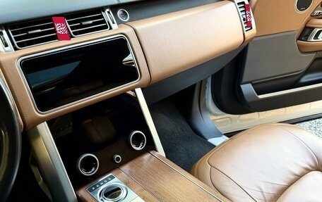 Land Rover Range Rover IV рестайлинг, 2019 год, 7 700 000 рублей, 17 фотография