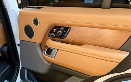Land Rover Range Rover IV рестайлинг, 2019 год, 7 700 000 рублей, 25 фотография