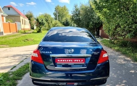 Nissan Teana, 2009 год, 650 000 рублей, 2 фотография