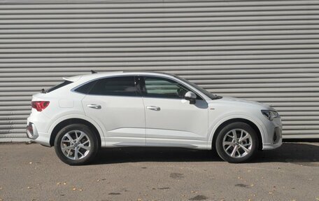 Audi Q3, 2021 год, 3 360 000 рублей, 28 фотография