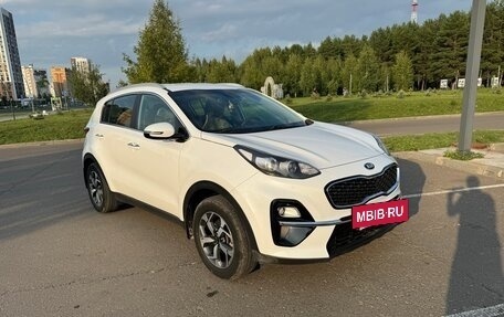 KIA Sportage IV рестайлинг, 2019 год, 2 280 000 рублей, 2 фотография