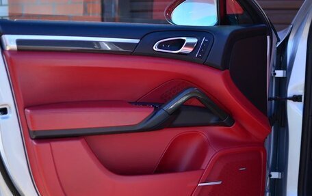 Porsche Cayenne III, 2014 год, 2 870 000 рублей, 23 фотография