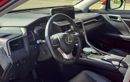 Lexus RX IV рестайлинг, 2019 год, 4 500 000 рублей, 8 фотография