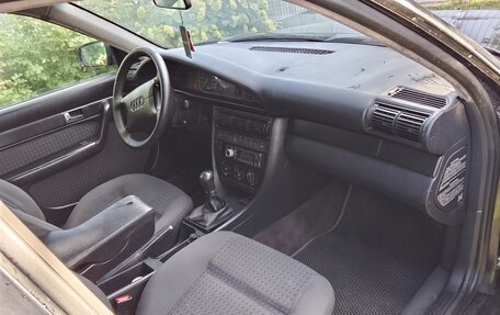 Audi A6, 1996 год, 270 000 рублей, 18 фотография