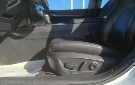 Toyota Camry, 2019 год, 3 360 000 рублей, 7 фотография