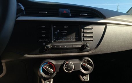 KIA Rio IV, 2017 год, 1 400 000 рублей, 11 фотография