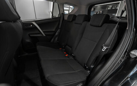 Toyota RAV4, 2019 год, 2 550 000 рублей, 12 фотография