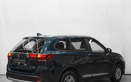 Mitsubishi Outlander III рестайлинг 3, 2018 год, 1 480 000 рублей, 4 фотография