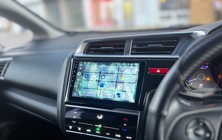 Honda Fit III, 2017 год, 1 300 000 рублей, 4 фотография
