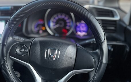 Honda Fit III, 2017 год, 1 300 000 рублей, 6 фотография
