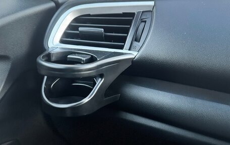 Honda Fit III, 2017 год, 1 300 000 рублей, 7 фотография
