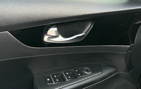 KIA Cerato IV, 2019 год, 1 650 000 рублей, 10 фотография