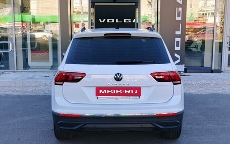 Volkswagen Tiguan II, 2021 год, 2 650 000 рублей, 6 фотография