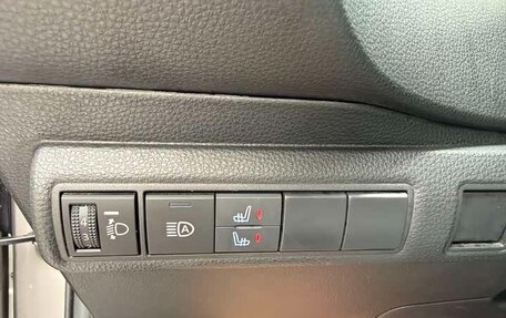 Toyota Corolla, 2022 год, 1 210 000 рублей, 19 фотография