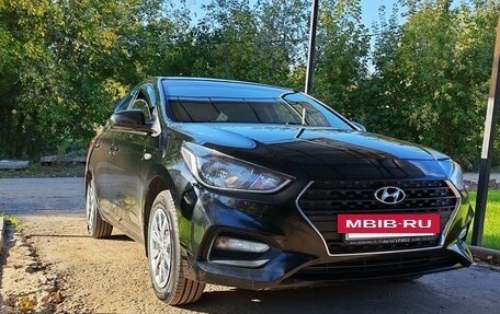 Hyundai Solaris II рестайлинг, 2018 год, 1 400 000 рублей, 5 фотография
