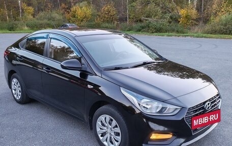 Hyundai Solaris II рестайлинг, 2018 год, 1 400 000 рублей, 3 фотография