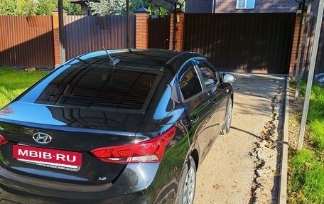 Hyundai Solaris II рестайлинг, 2018 год, 1 400 000 рублей, 11 фотография