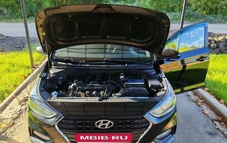 Hyundai Solaris II рестайлинг, 2018 год, 1 400 000 рублей, 14 фотография