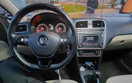 Volkswagen Polo VI (EU Market), 2017 год, 900 000 рублей, 8 фотография
