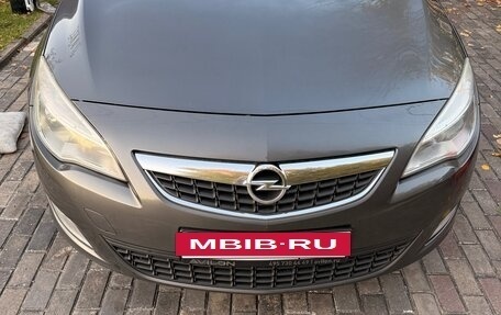 Opel Astra J, 2012 год, 880 000 рублей, 4 фотография