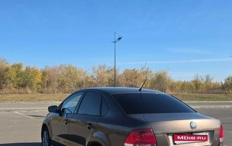 Volkswagen Polo VI (EU Market), 2014 год, 800 000 рублей, 4 фотография