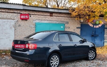 Volkswagen Jetta VI, 2008 год, 580 000 рублей, 5 фотография