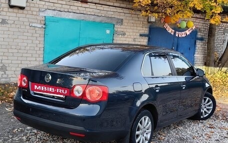 Volkswagen Jetta VI, 2008 год, 580 000 рублей, 6 фотография