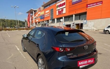Mazda 3, 2021 год, 1 990 000 рублей, 7 фотография