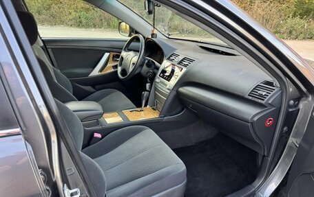 Toyota Camry, 2007 год, 1 390 000 рублей, 13 фотография