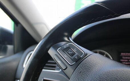 Volkswagen Jetta VI, 2013 год, 899 000 рублей, 14 фотография