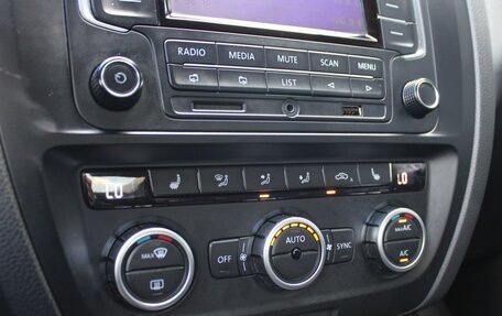Volkswagen Jetta VI, 2013 год, 899 000 рублей, 17 фотография