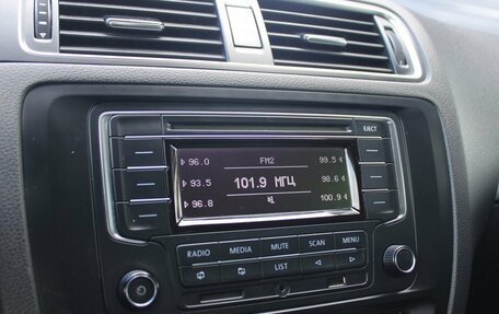 Volkswagen Jetta VI, 2013 год, 899 000 рублей, 16 фотография