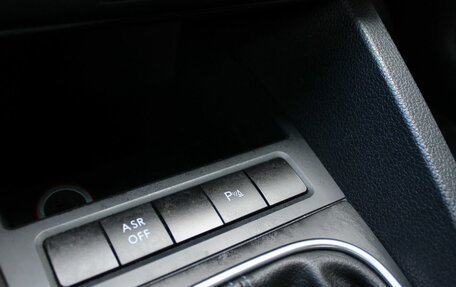 Volkswagen Jetta VI, 2013 год, 899 000 рублей, 18 фотография