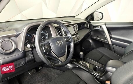 Toyota RAV4, 2018 год, 1 991 000 рублей, 19 фотография