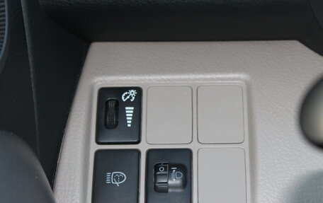 Toyota RAV4, 2006 год, 800 000 рублей, 9 фотография