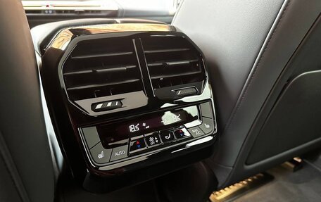 BMW iX, 2022 год, 5 700 000 рублей, 8 фотография