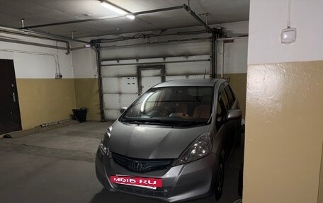 Honda Fit III, 2012 год, 620 000 рублей, 2 фотография