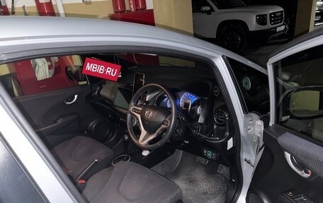 Honda Fit III, 2012 год, 620 000 рублей, 5 фотография