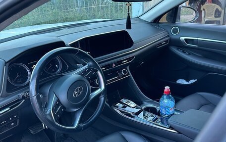Hyundai Sonata VIII, 2021 год, 2 100 000 рублей, 13 фотография