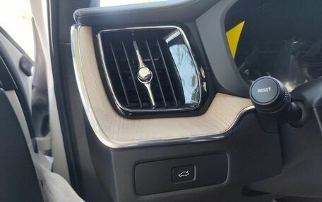 Volvo XC60 II, 2026 год, 6 190 000 рублей, 8 фотография