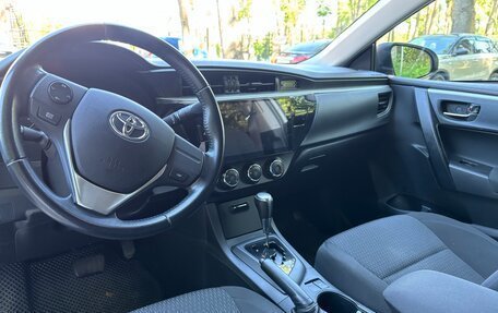 Toyota Corolla, 2015 год, 1 650 000 рублей, 6 фотография