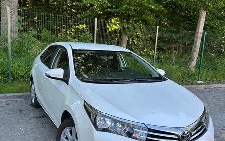 Toyota Corolla, 2015 год, 1 650 000 рублей, 3 фотография