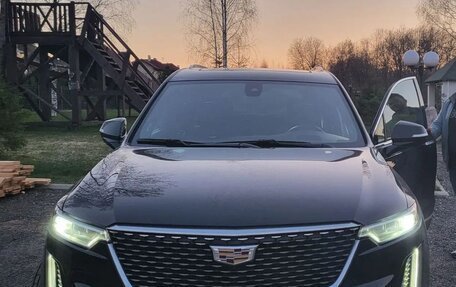 Cadillac XT6 I, 2021 год, 2 000 000 рублей, 1 фотография
