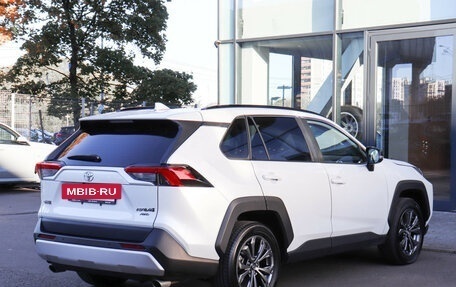 Toyota RAV4, 2024 год, 3 799 000 рублей, 4 фотография
