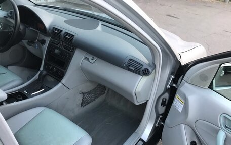 Mercedes-Benz C-Класс, 2004 год, 650 000 рублей, 9 фотография