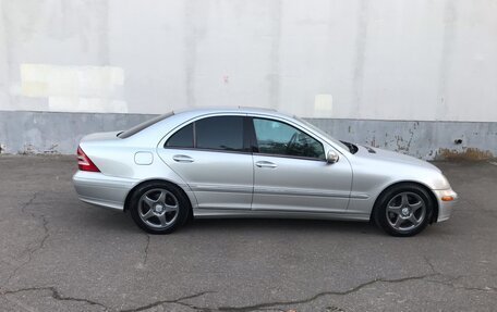 Mercedes-Benz C-Класс, 2004 год, 650 000 рублей, 8 фотография