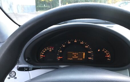 Mercedes-Benz C-Класс, 2004 год, 650 000 рублей, 16 фотография