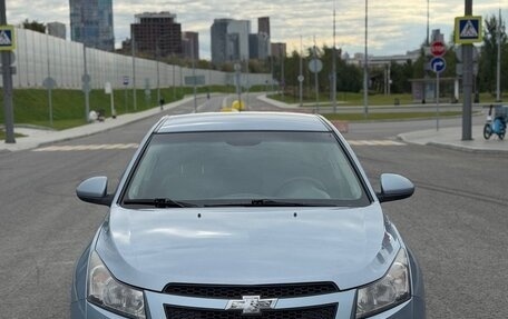 Chevrolet Cruze II, 2010 год, 575 000 рублей, 4 фотография